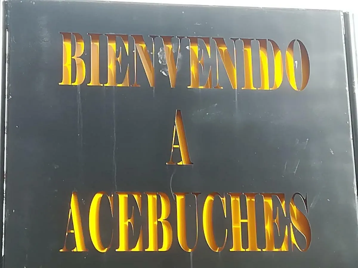 NATURALEZA CASA PERGAR - DESDE 35e POR NOCHE Acebuches 0*,